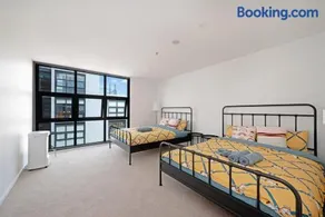 Brand New Modern 2BR Apt with Scenic Views in CBR - Image 2