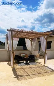 Maison de campagne Piscine, jacuzzi 2P Monflanquin - Image 2