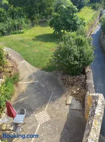 Au Soleil Levant Homestay - Image 3