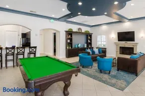 Sunny Marina Del Rey Apartment- Hot Tub, Game Room, BBQ, Projector - Image 3