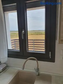Island View Apartments - Image 2