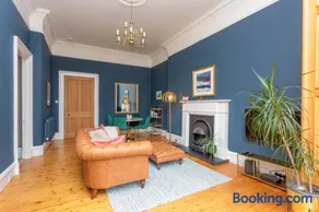 South Learmonth Gardens Apartment - Image 3