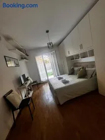 rachel house - Image 1