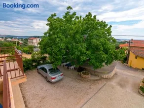 689 Banjol - Image 2