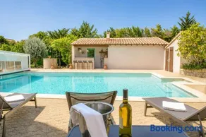 Maison 4 chambres avec piscine à Fontvieille - Image 1