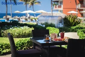 2 Beds 2 Baths Main Floor with Amazing Ocean Views - Image 4