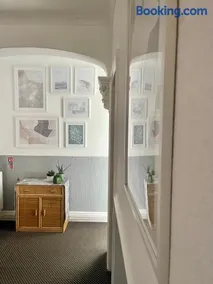 Aragon House - Image 3