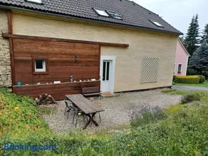 At 2 donkeys - Country life with a large kitchen - Image 1