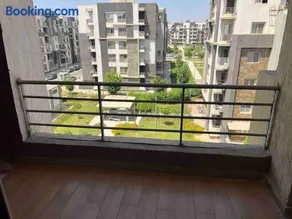 Garden view 3 BR 2 balconies in compound - Image 2