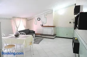 HOME 2000 - Image 2