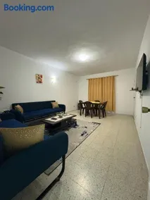 Dar KAMOUN - 2BR Apts with 5G WiFi & Parking, Houmt Souk & Corniche - Image 2