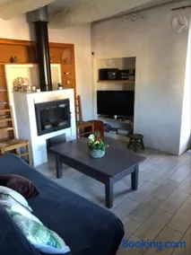 Maison de village vue montagne - Image 3