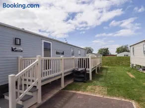 5 Wilkinson Way - Image 1