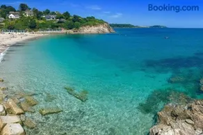The Nest, Central Falmouth, 10 mins to the beaches and off street parking - Image 5