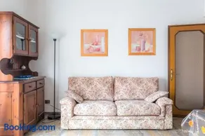 Home Near Venice - Image 4