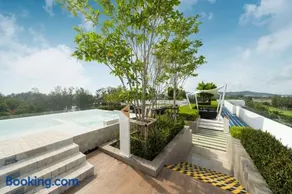Laguna BangTao Beach Skypark Apartment - Image 2