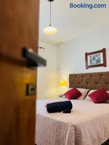 Casa en Luján, con cochera y a minutos de todo - Image 1