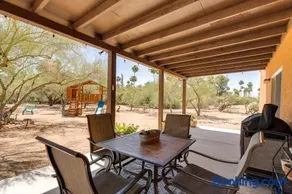 Conveniently located, kid-friendly retreat! - Image 3