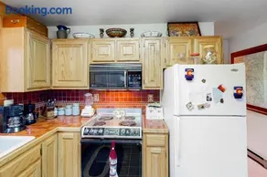 Atkins Cabin - Image 4