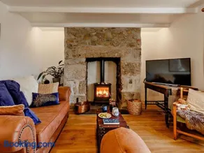 3 Bed in Redruth oc-87649 - Image 4