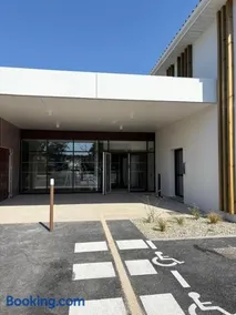 Le Stelsia Hotel Mimizan - Image 1