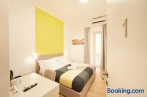 Bee First Guest House Roma - Image 1