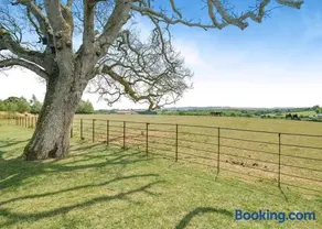 Firtree Farm Lodges - Image 3