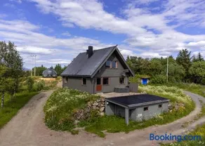 Bestefarhaugen - The cozy house on the hill - with a dome - Image 4