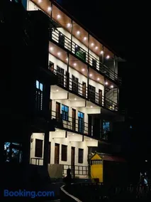 Rudraksh hotel an restaurant gaurikund - Image 2