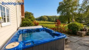 6BR Easton House with Pool, Hot Tub & Big Yard - Image 2