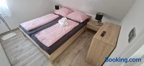 Rozmaring Apartman Csopak - Image 2