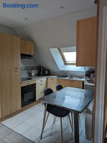 Le Cosy - Image 1