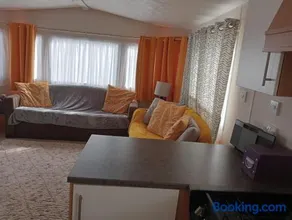 19 Chaffron - Image 2