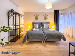Modernes Apartment mit Balkon & Parkplatz, WiFi - Image 5