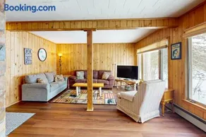 Timberlane Lodge- The Musky, Bluegill & Walleye - Image 2