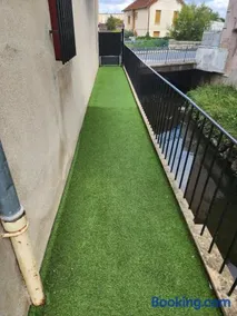 Appartement duplex F2 tout confort proche centre ville avec parking gratuit - Image 3