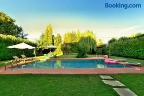 Pool Villa Desmira - Image 2