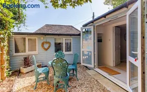 Red Cedars with private Hot tub - Image 4