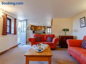 2 Bed in Helston oc-trwro - Image 2