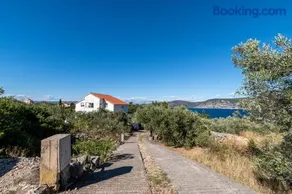 Apartments with parking space Racisce, Korcula - 20001 - Image 1