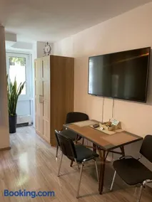 Hüls Central Apartment - Image 1