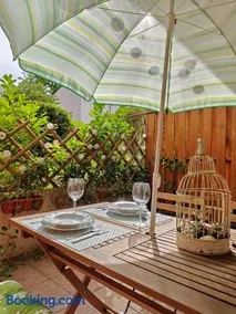 Green City Apartment Budapest - FREE GARAGE, AC, BALCONY, WI-FI - Image 1