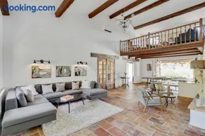 Tranquil 5-Bedroom Stone Villa with Private Pool - Image 3