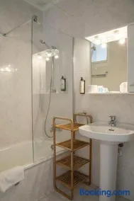 Hostal La Llagosta - Image 4