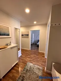 Modern city center apartment - Image 3