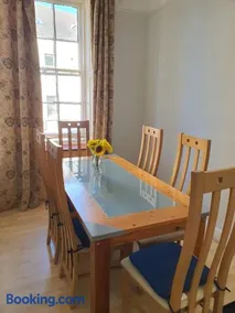 Market street flat - Image 4