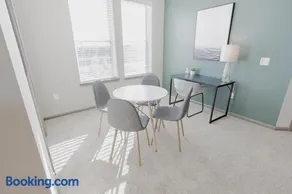 Landing - Modern Apartment with Amazing Amenities (ID3254X53) - Image 4