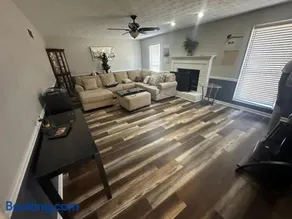 Spacious 3 Bedroom Family-Friendly Villa Near Atlanta - Image 2