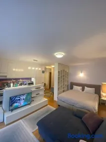 Top Level Residence - Image 3