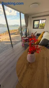 Glass House Retreats Brandon - Image 2